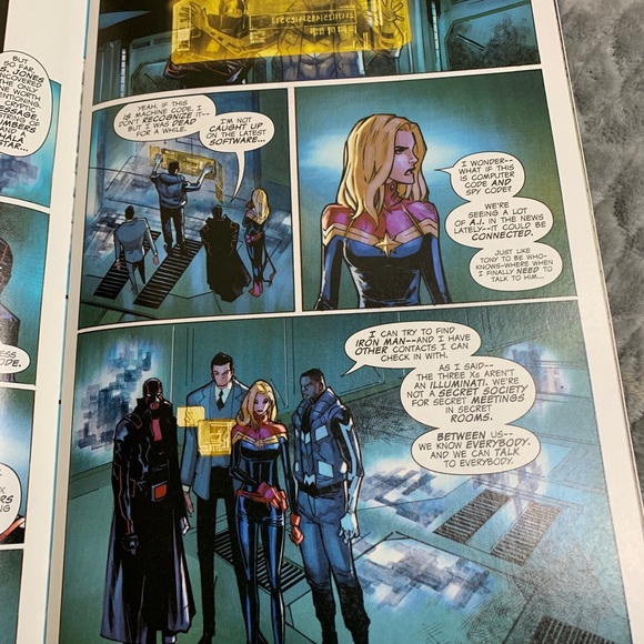 Incoming marvel comic - Picture 3 of 3